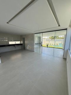 Casa de Condomínio 4 suítes  Abrantes em Camaçari