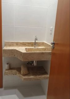 Village  com 3 quartos 1 suíte  Pitangueiras