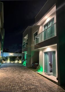 Village  com 3 quartos 1 suíte  Pitangueiras