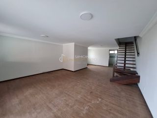 Casa de Condomínio Para Alugar com 4 /4 e  3 suítes  Piatã