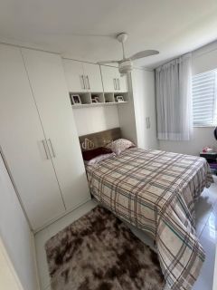 Apartamento Para Vender com 2 quartos 1 suíte no Imbuí Ville