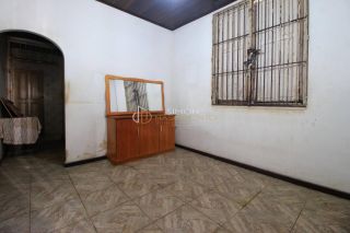 Casa Para Vender com 3 quartos  Amaralina