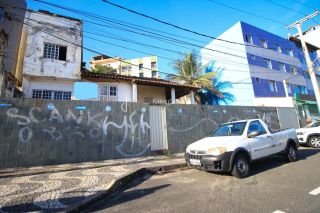 Casa Para Vender com 3 quartos  Amaralina