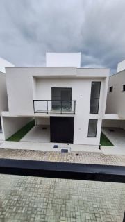 Casa de Condomínio Para Vender  3 suítes  Buraquinho em Lauro De Freitas