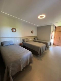 Casa de Condomínio Para Vender  6 suítes o Praia do Forte