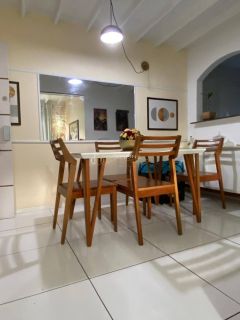 Apto 2/4, 01 garagem, escada 1ºandar - Trobogy