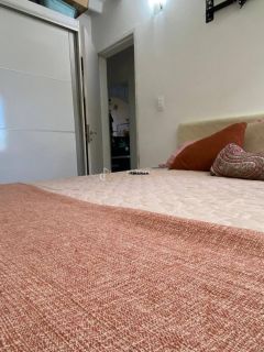 Apto 2/4, 01 garagem, escada 1ºandar - Trobogy