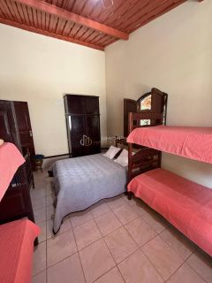 Sítio Para Vender com 3 quartos 1 suíte  Amélia Rodrigues