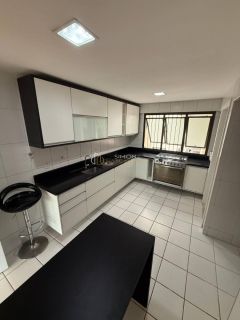 Apartamento Para Vender 3 suítesAlphaville I em Salvador