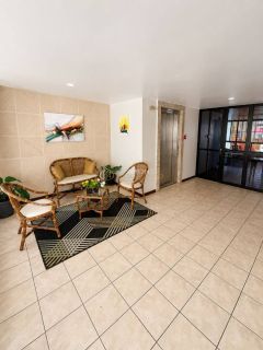 Apartamento 2 quartos 1 suíte  Costa Azul