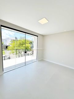 Casa em Condomínio à Venda – Buraquinho – Lauro de Freitas