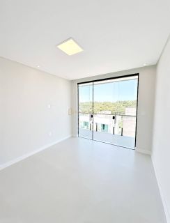 Casa em Condomínio à Venda – Buraquinho – Lauro de Freitas