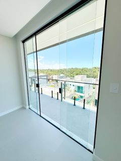 Casa em Condomínio à Venda – Buraquinho – Lauro de Freitas