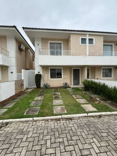 Casa de Condomínio  3 /4 e  1 suíte Ipitanga