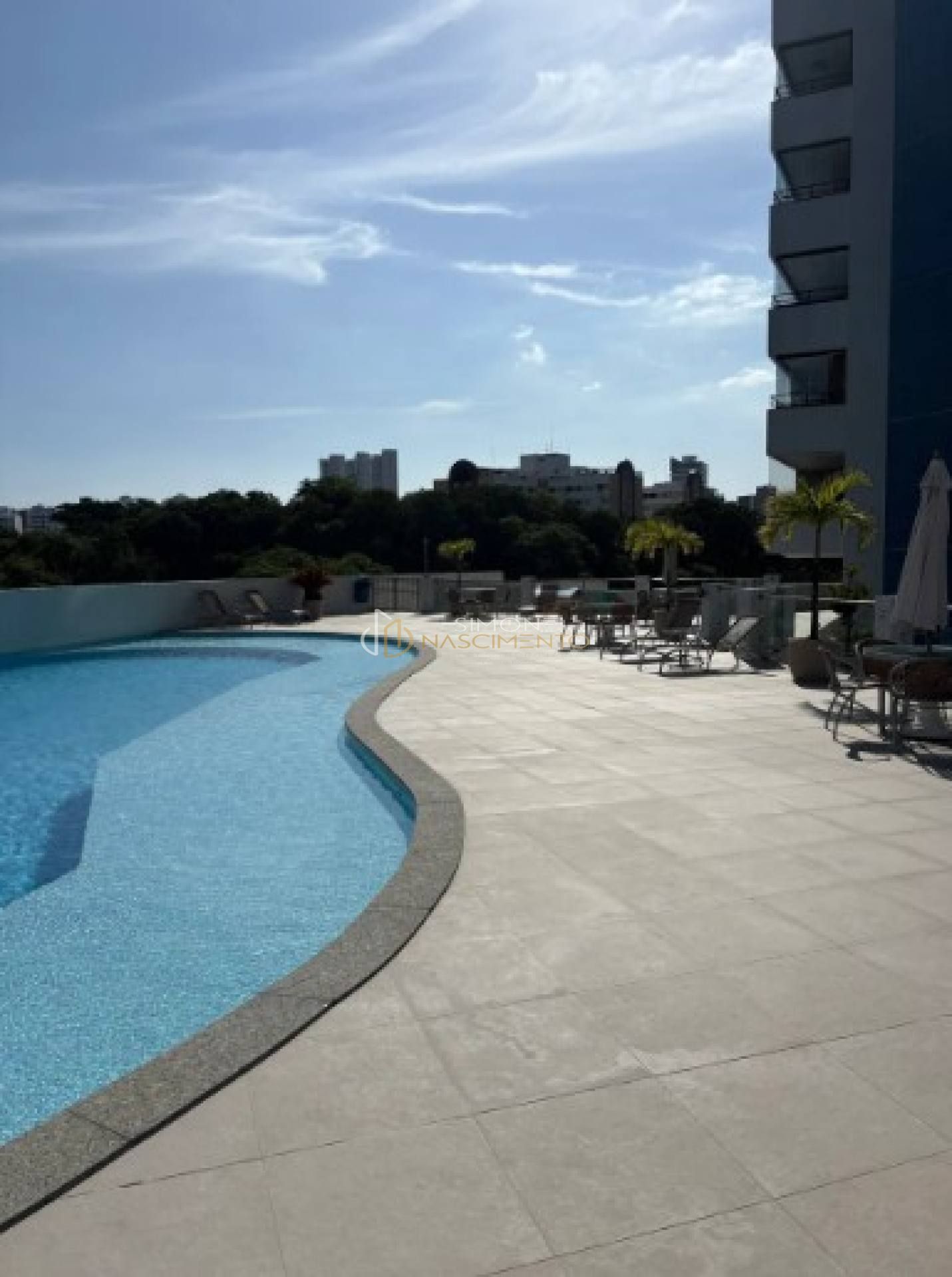 Apartamento Para Vender com 1 quartos  Caminho das árvores em Salvador