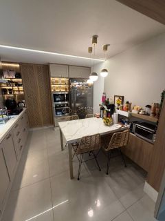 Casa de Condomínio3 suítes Porteira Fechada Vilas do Atlântico