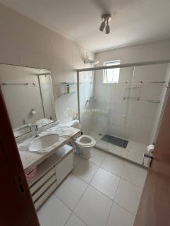 Casa de Condomínio3 suítes Vilas do Atlântico