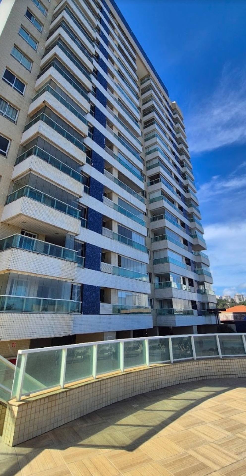 Apartamento 2/4 com vista mar, infraestrutura completa - Pituaçu