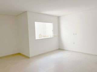 Casa de Condomínio Para Vender com 4 quartos 3 suítes no bairro Ipitanga em Lauro De Freitas