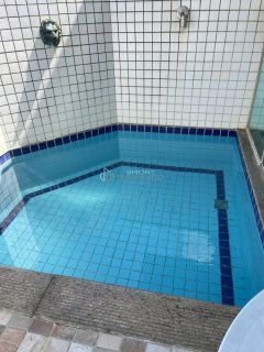 Cobertura Para Vender com 2 quartos 2 suítes em Ondina em Salvador