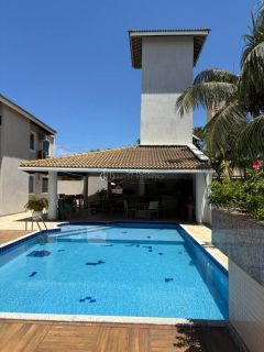 Village 3 suítes  Guarajuba em Camaçari