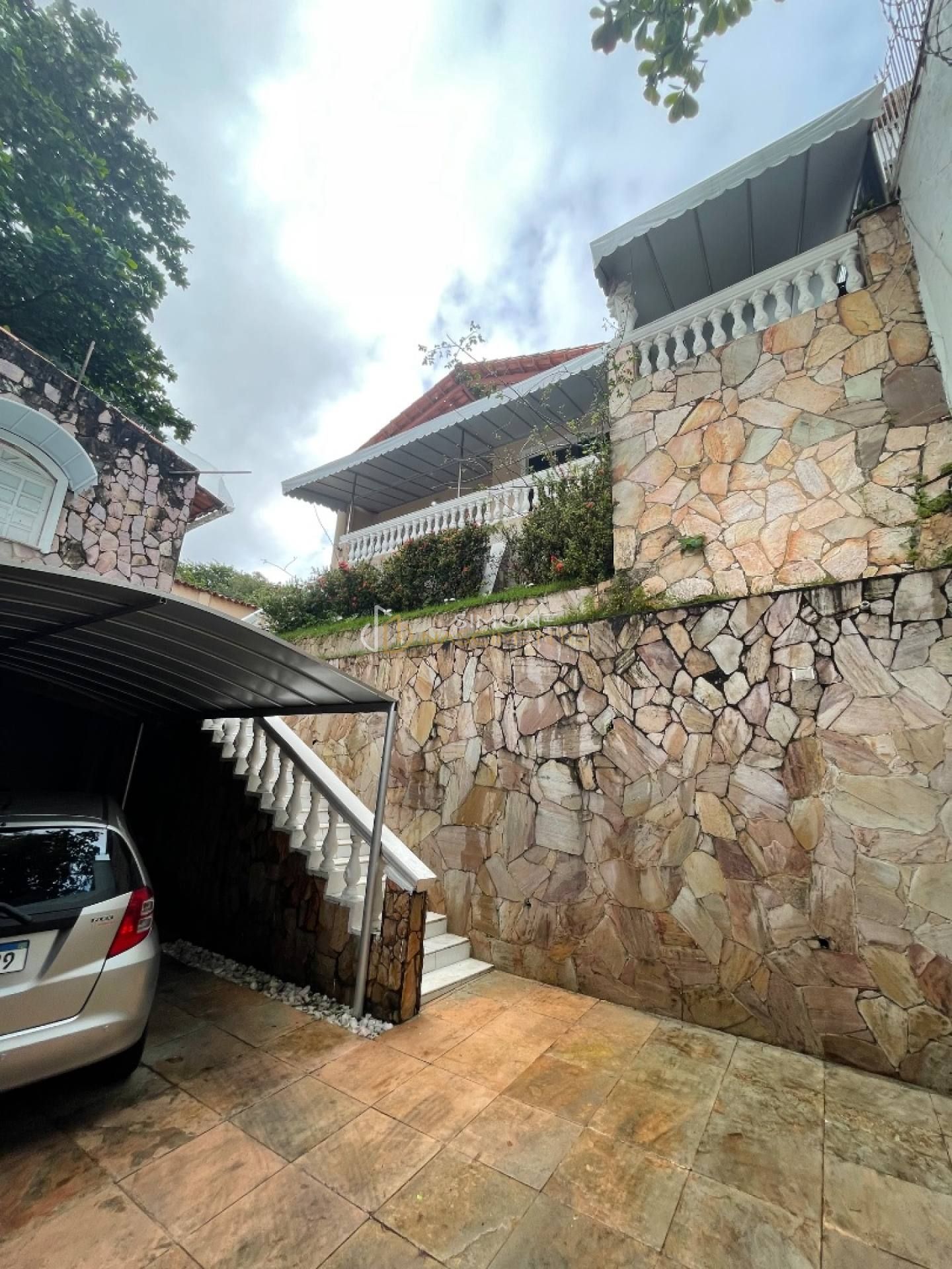 Casa Para Vender com 4 quartos 3 suítes no bairro Rio Vermelho em Salvador