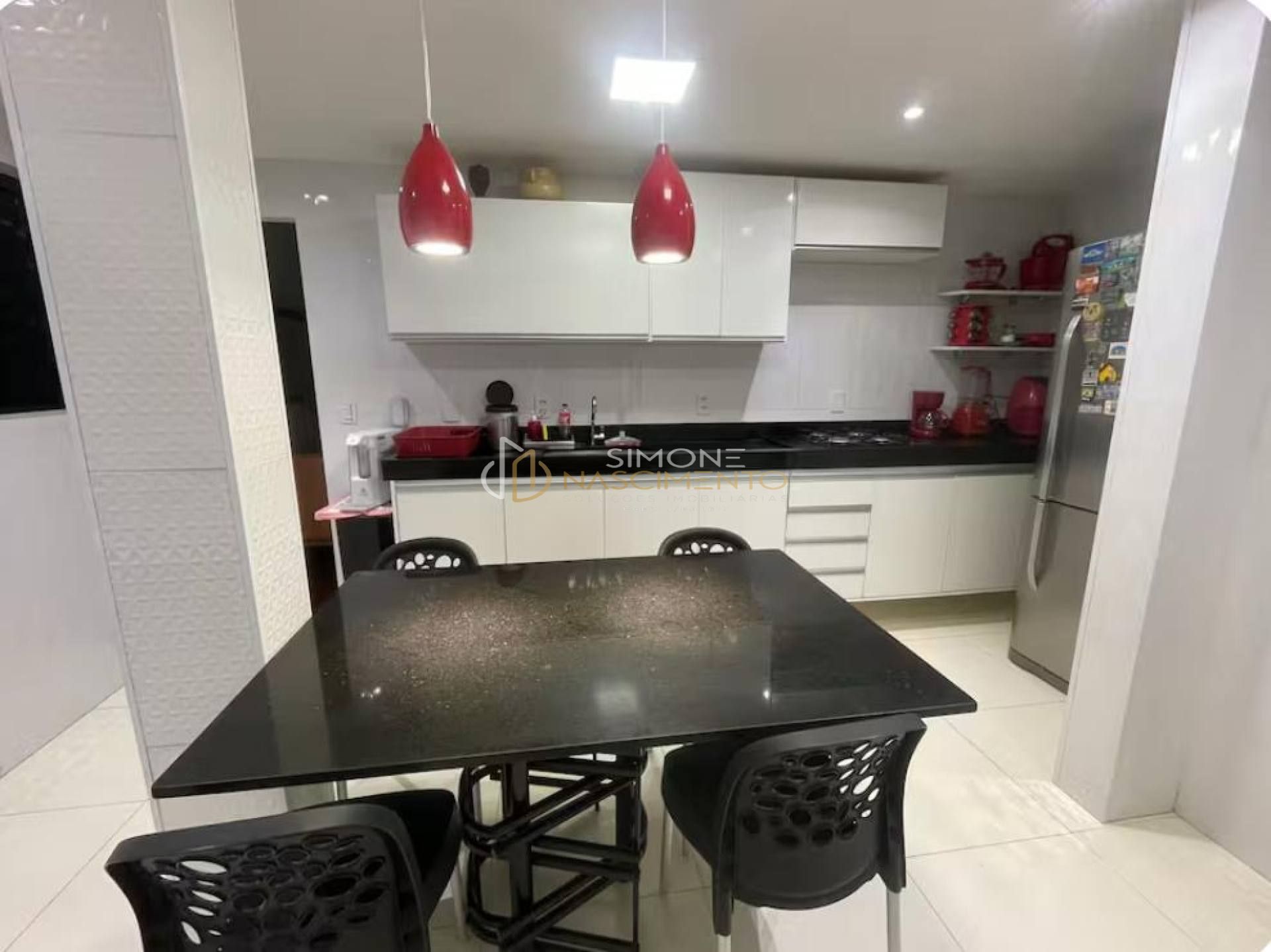 Apartamento Para Alugar com 3 quartos 1 suítes no bairro Caminho das árvores em Salvador