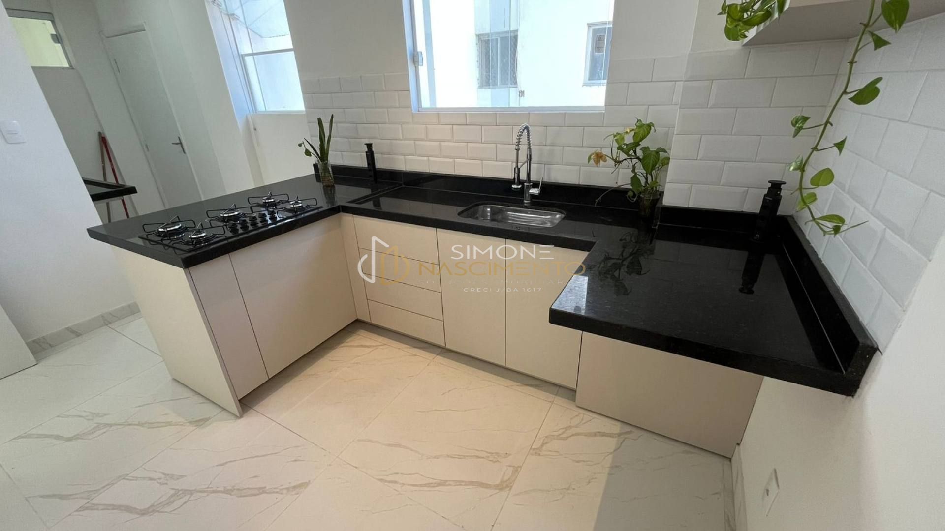 Apartamento 3 /4 e  2 suítes  Pituba Vista Mar