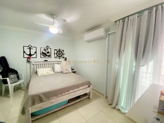 Casa Para Vender com 3 quartos 2 suítes no bairro Ipitanga em Lauro De Freitas