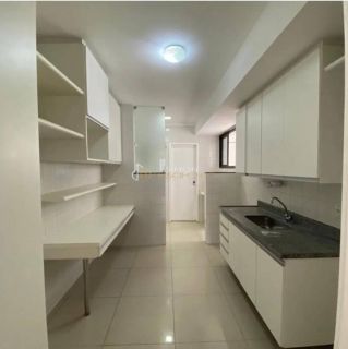 Apartamento Para Vender com 3 quartos 1 suíte Stiep em Salvador