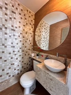 Casa de Condomínio Para Vender com 4 quartos 3 suítes no bairro Jockey Club em Lauro De Freitas