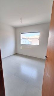 Casa de Condomínio Para Vender com 3 quartos 3 suítes no bairro Buraquinho em Lauro De Freitas