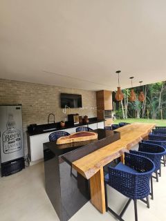 Casa de Condomínio  4 suítes100% Mobiliada Praia do Forte  Açu da Torre