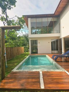 Casa de Condomínio  4 suítes100% Mobiliada Praia do Forte  Açu da Torre