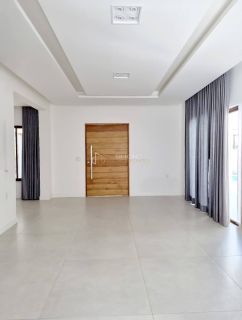 Casa Para Vender com 4 quartos 2 suítes no bairro Vilas do Atlântico em Lauro De Freitas