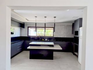 Casa Para Vender com 4 quartos 2 suítes no bairro Vilas do Atlântico em Lauro De Freitas