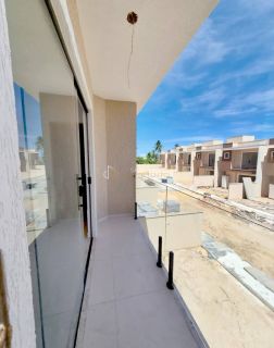 Casa de Condomínio Para Vender com 4 quartos 1 suítes no bairro Buraquinho em Lauro De Freitas