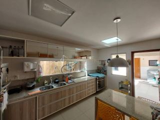 Casa de Condomínio 4 suítes  Piatã em Salvador