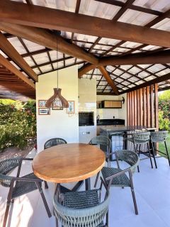 Casa à venda 4 suítes Condomínio Paraíso dos Lagos-Guarajuba-Camaçari-Ba