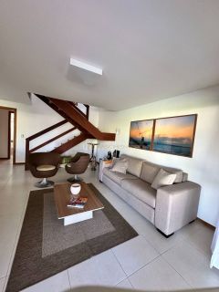 Casa à venda 4 suítes Condomínio Paraíso dos Lagos-Guarajuba-Camaçari-Ba