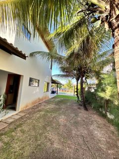 Casa à venda 4 suítes Condomínio Paraíso dos Lagos-Guarajuba-Camaçari-Ba