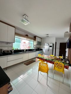 Casa 4 quartos 3 suítes - Priscila Dutra - Lauro de Freitas - Ba