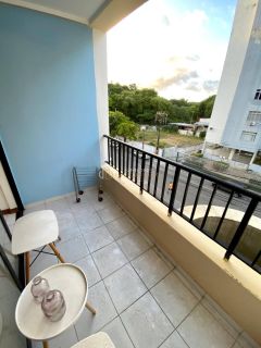 Apartamento 2/4, 1 suites, 1 garagem descoberta - Imbuí