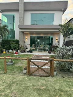 Linda Casa de Condomínio 3 suítes  Abrantes