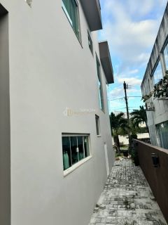 Linda Casa de Condomínio 3 suítes  Abrantes