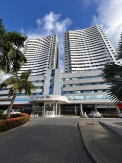 Apartamento 3/4, suite, 2 garagens cobertas com infraestrutura total - Imbuí