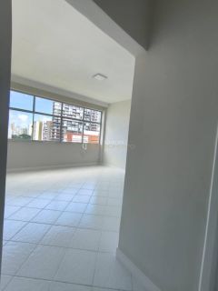 Apartamento Para Vender com 03 quartos 1 suítes no bairro Campo Grande em Salvador
