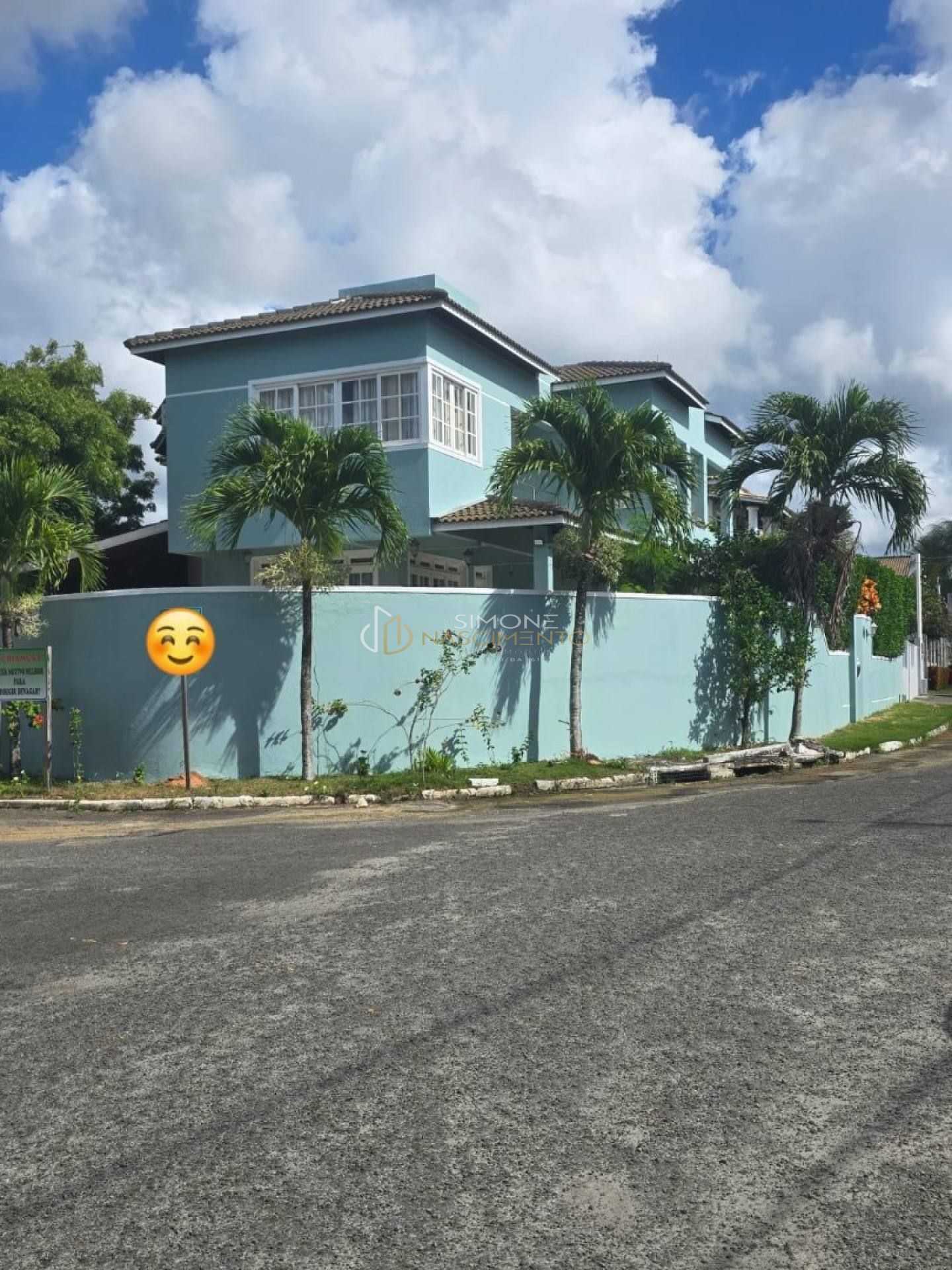 Linda Casa de Condomínio 6/4 e 2 suítes  Estrada do Côco em Lauro De Freitas