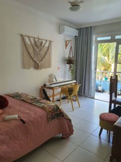 Linda Casa de Condomínio 6/4 e 2 suítes  Estrada do Côco em Lauro De Freitas