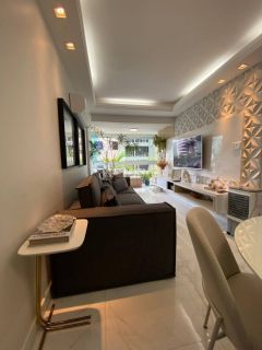 Apto 2/4, suíte, infra completíssima, mobiliado - Alphaville Paralela